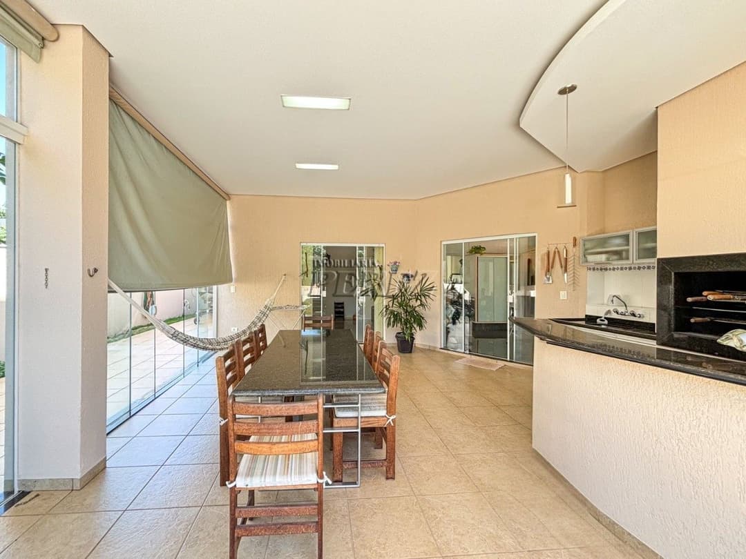 Casa  no Alphaville Jacarandás, de 4 quartos, 357 m² à venda no Gleba Fazenda Palhano - Londrina/PR - Foto 16
