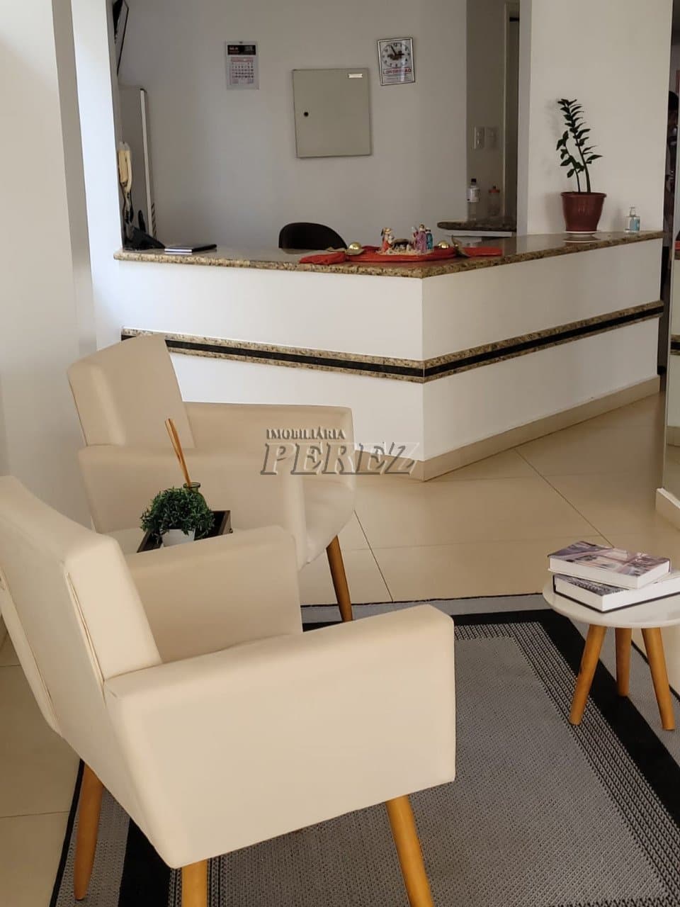 Apartamento no Edifício Itatiaia, de 3 quartos, 74.1 m² à venda no Centro - Londrina/PR - Foto 3