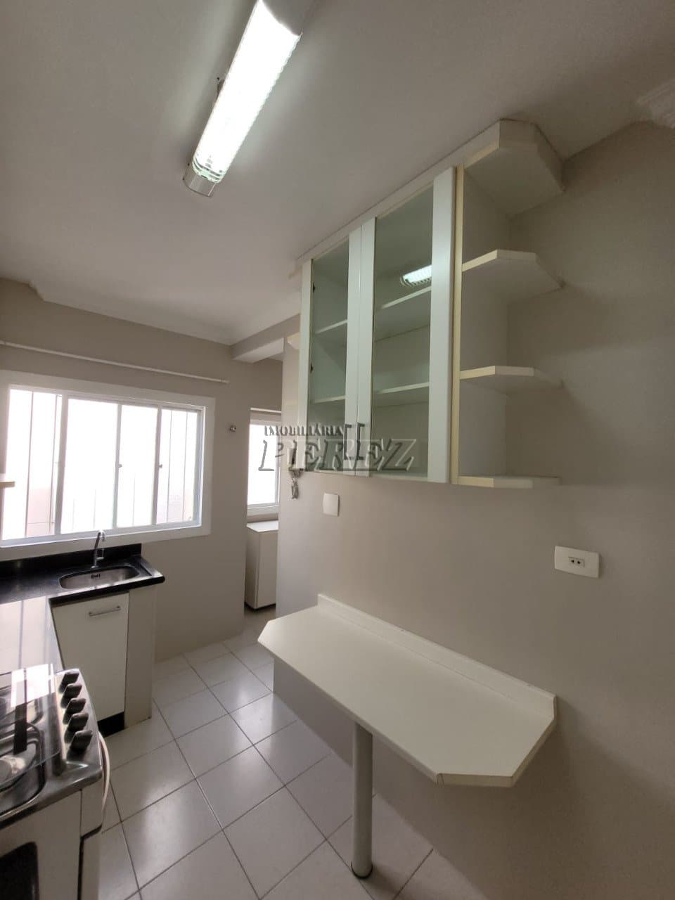 Apartamento no Edifício Itatiaia, de 3 quartos, 74.1 m² à venda no Centro - Londrina/PR - Foto 15