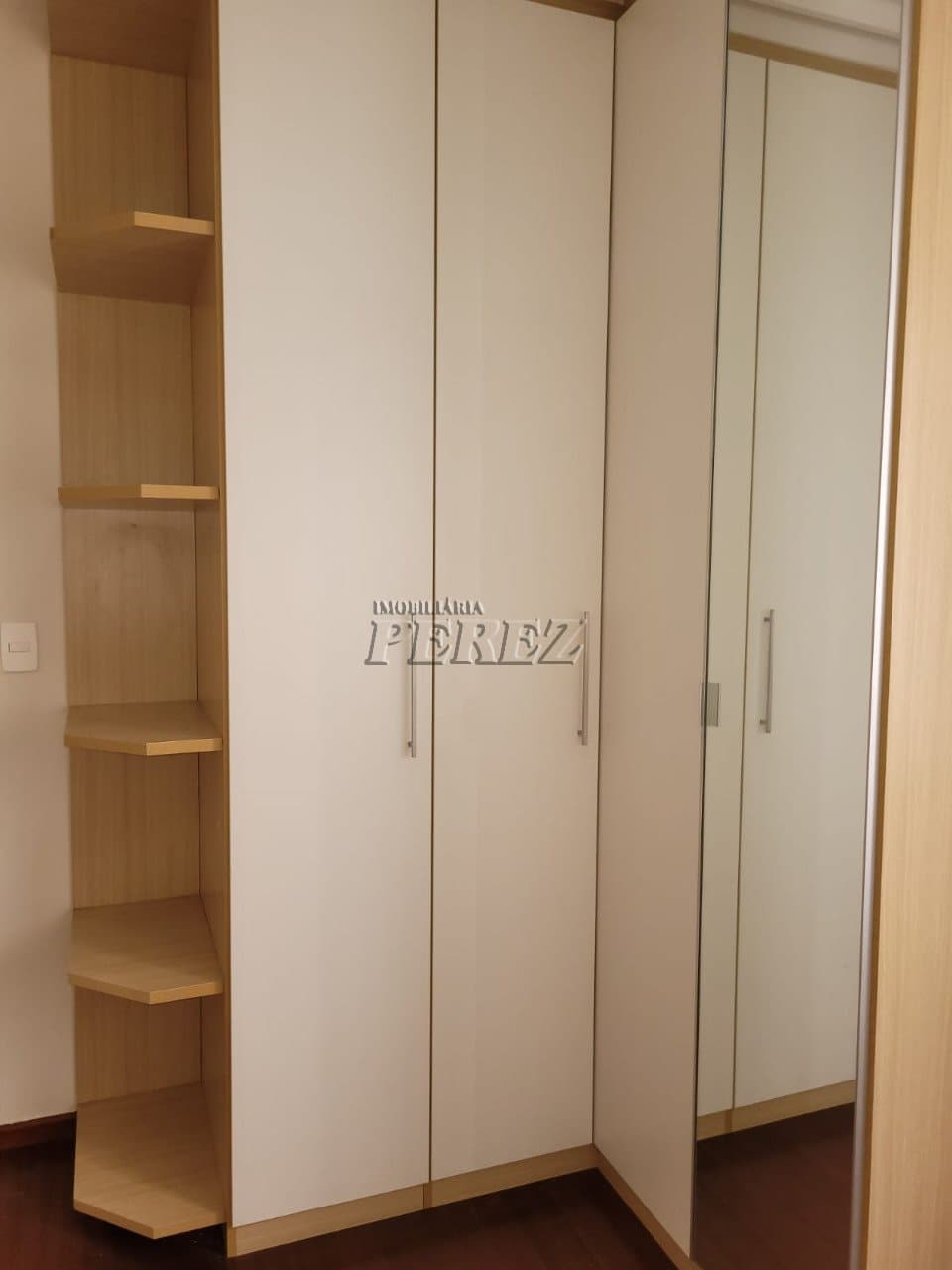 Apartamento no Edifício Itatiaia, de 3 quartos, 74.1 m² à venda no Centro - Londrina/PR - Foto 25