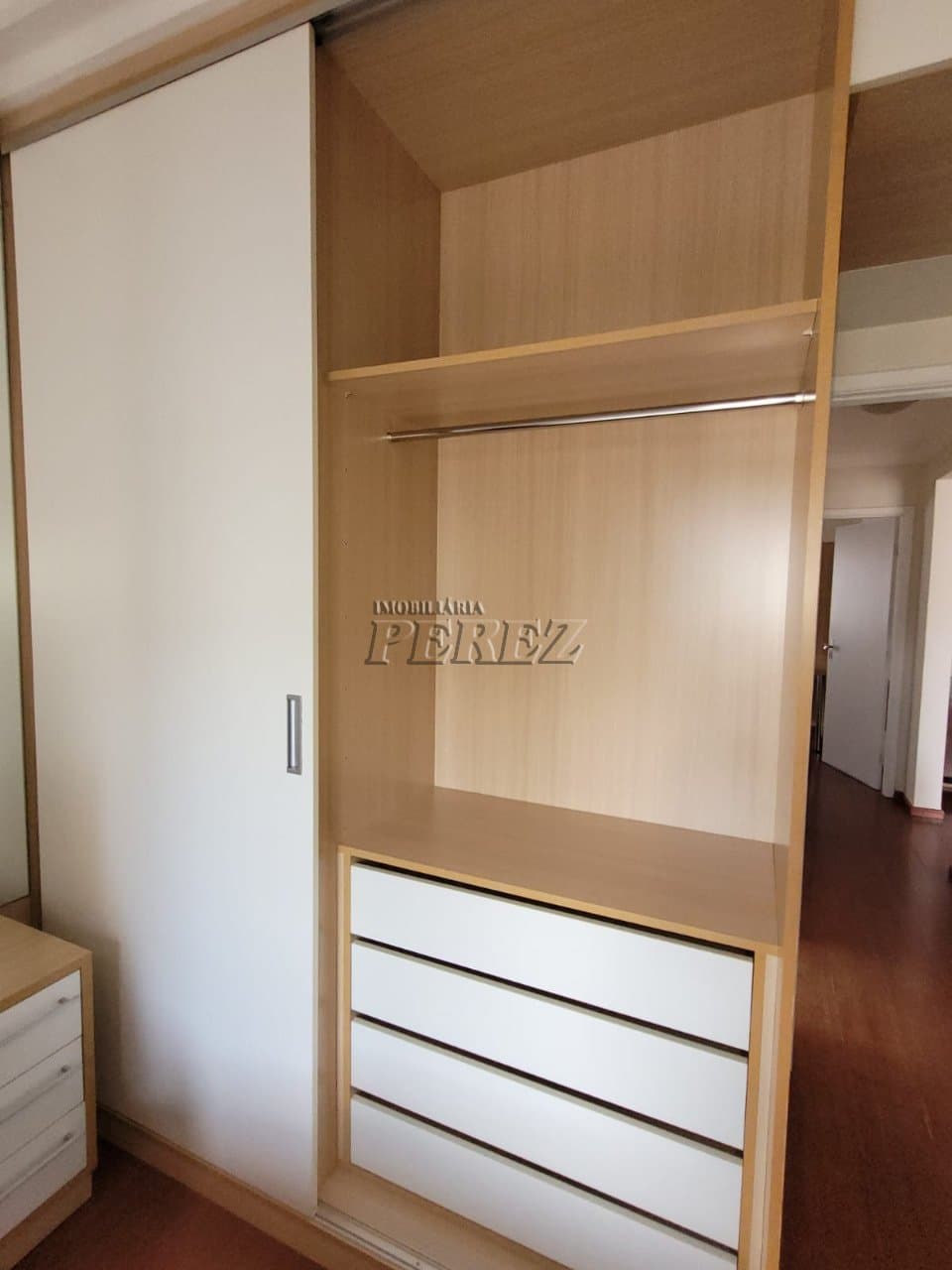 Apartamento no Edifício Itatiaia, de 3 quartos, 74.1 m² à venda no Centro - Londrina/PR - Foto 23