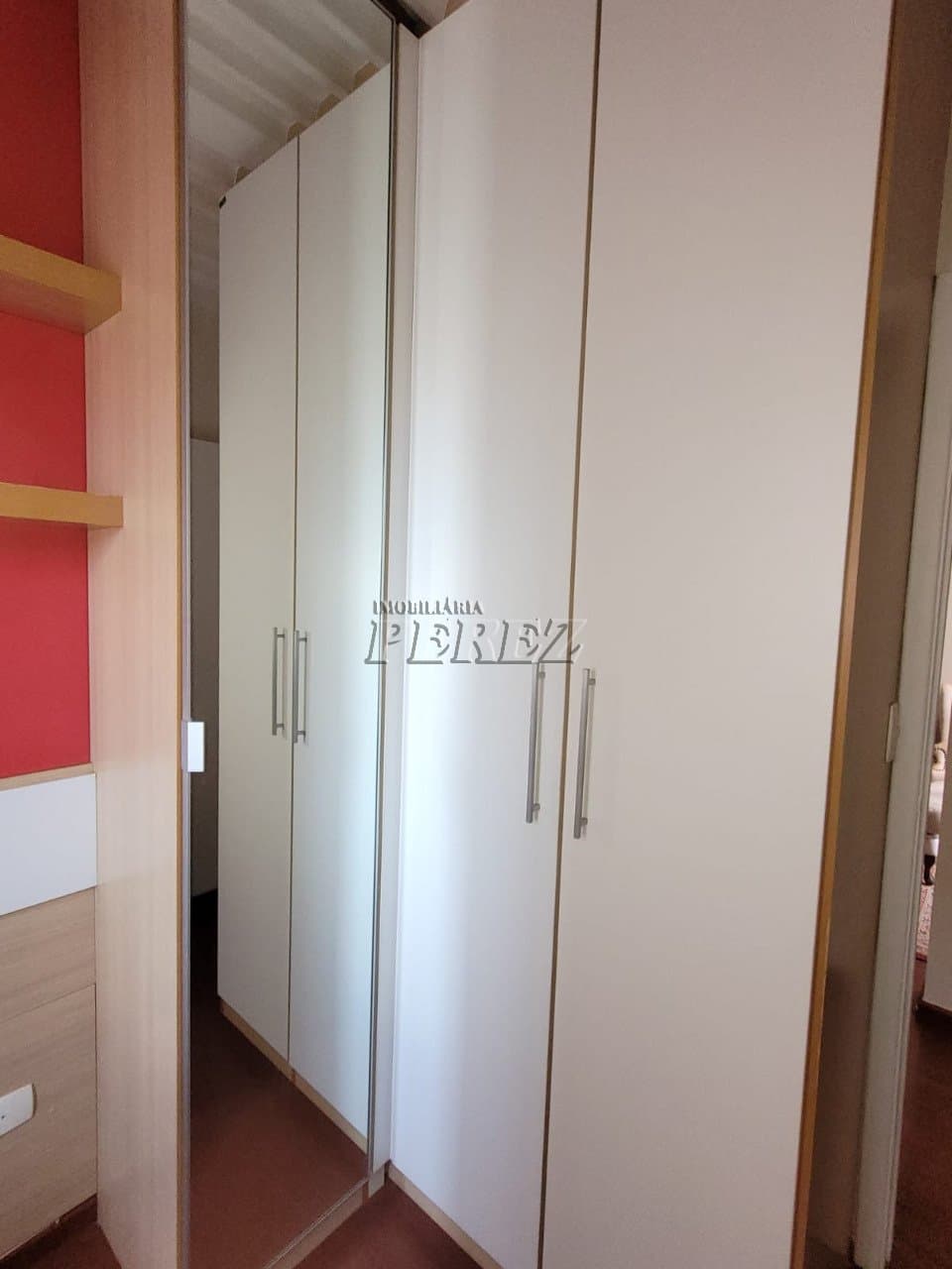 Apartamento no Edifício Itatiaia, de 3 quartos, 74.1 m² à venda no Centro - Londrina/PR - Foto 27