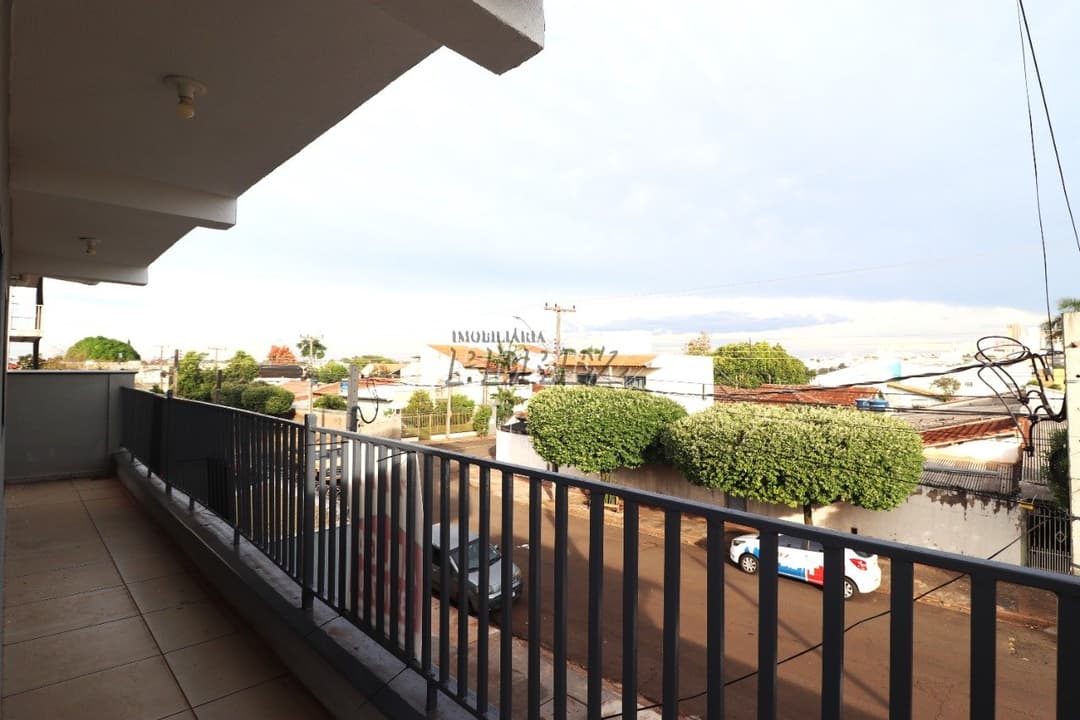 Apartamento, de 3 quartos para alugar no Recreio - Londrina/PR - Foto 1