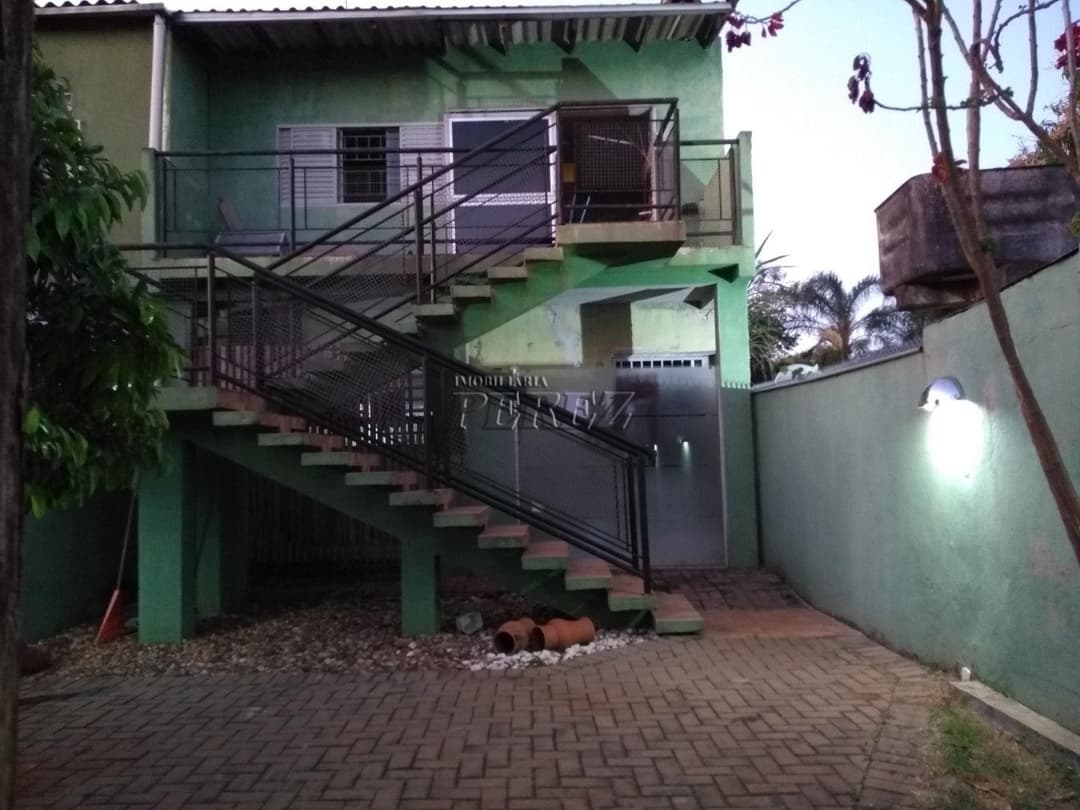 Casa a venda na rua Alberto Liutti, Jardim Cafezal, zona Sul de Londrina - Foto 0