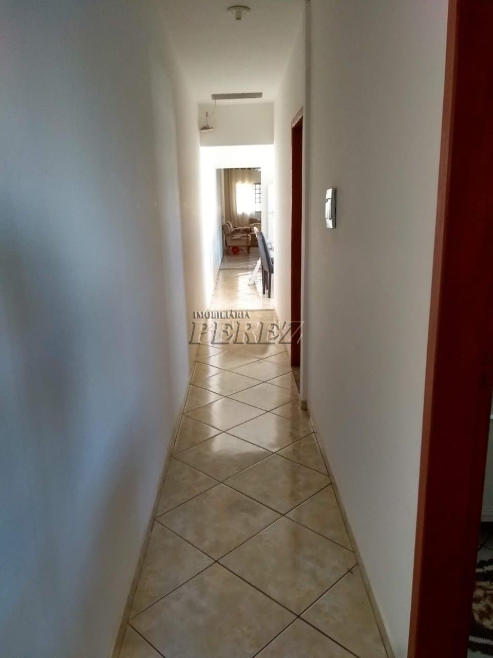 Casa a venda na rua Alberto Liutti, Jardim Cafezal, zona Sul de Londrina - Foto 10