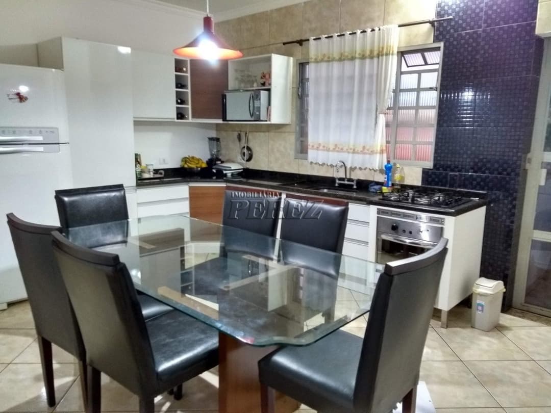 Casa a venda na rua Alberto Liutti, Jardim Cafezal, zona Sul de Londrina - Foto 5