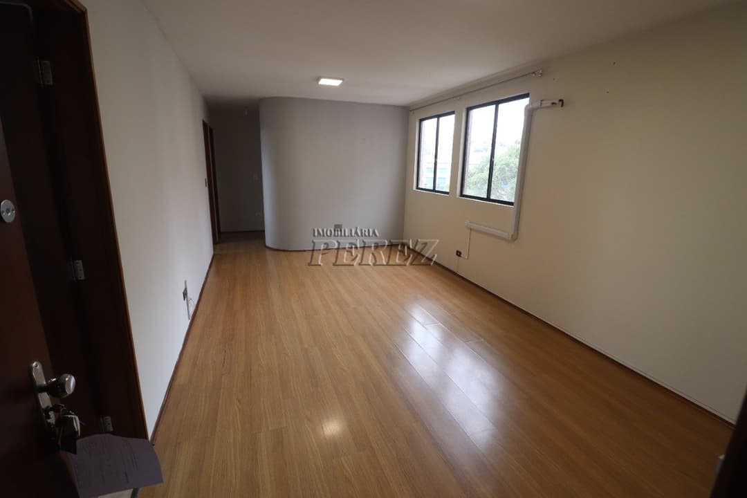 Apartamento para alugar na região Central de Londrina - Condomínio Plaza de Las Torres - Foto 4