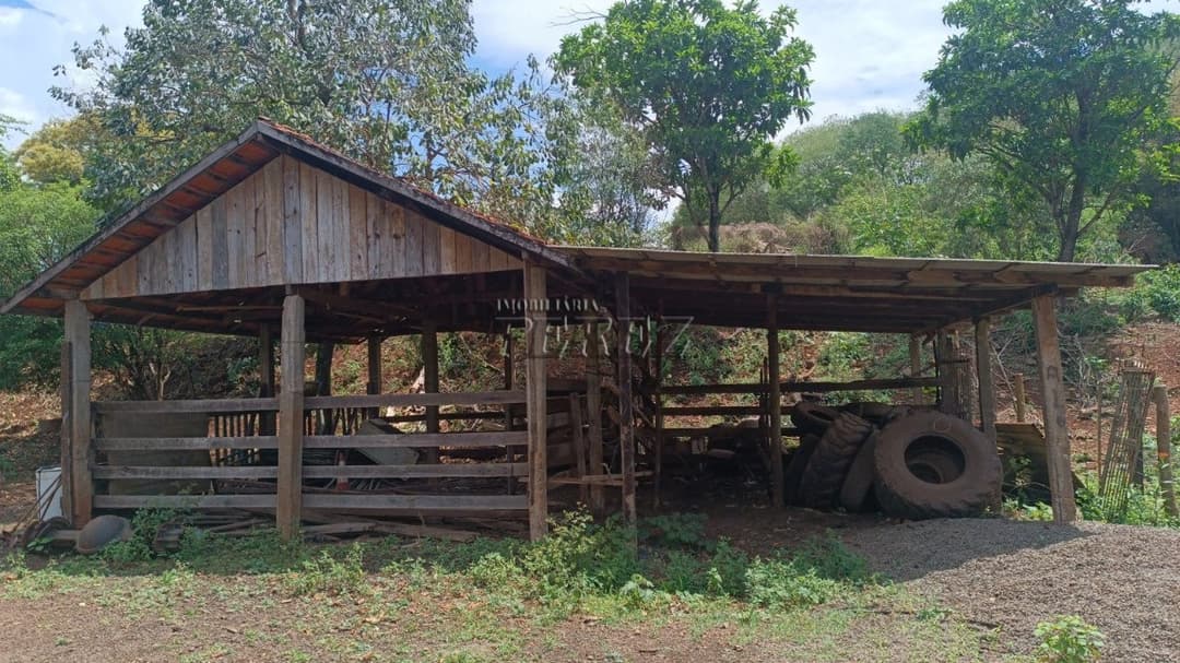 Imóveis Rurais no Chacára Laranjeiras, de 2 quartos à venda no Conjunto Habitacional Flores - Londrina/PR - Foto 0
