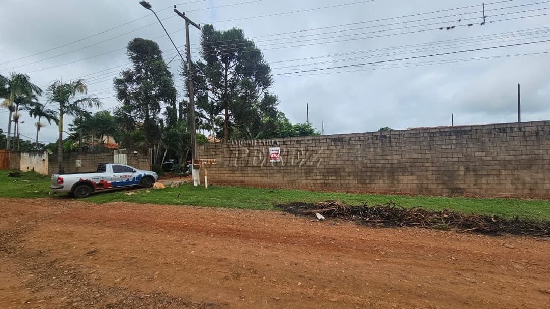 Imóveis Rurais, de 3 quartos, 120 m² à venda no Dom Pedro I - Londrina/PR - Foto 0