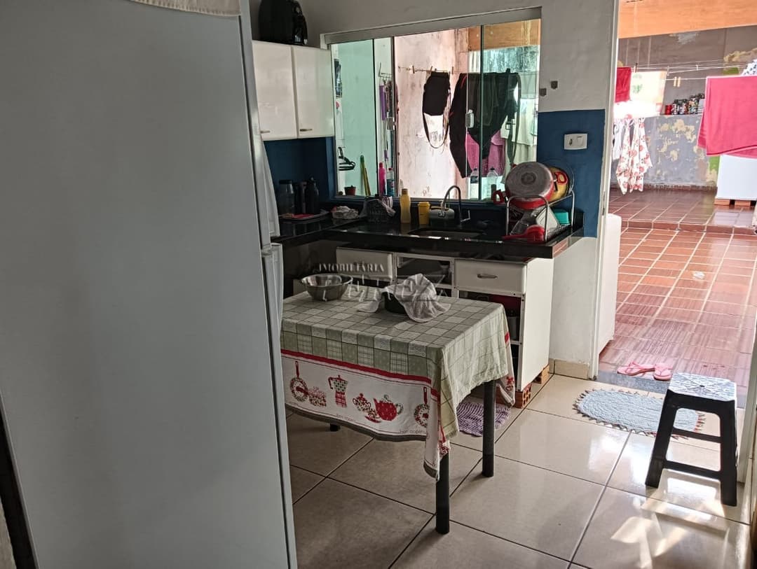 Casa a venda na rua Peru, no jardim Indianápolis zona leste de Londrina - Foto 6