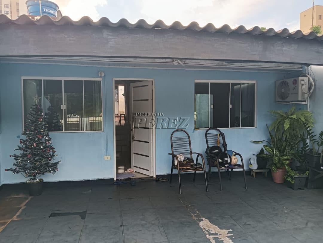 Casa a venda na rua Peru, no jardim Indianápolis zona leste de Londrina - Foto 2