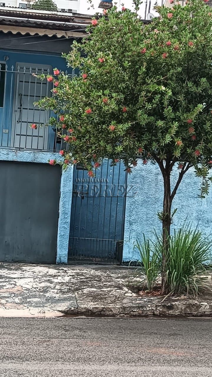 Casa a venda na rua Peru, no jardim Indianápolis zona leste de Londrina - Foto 0