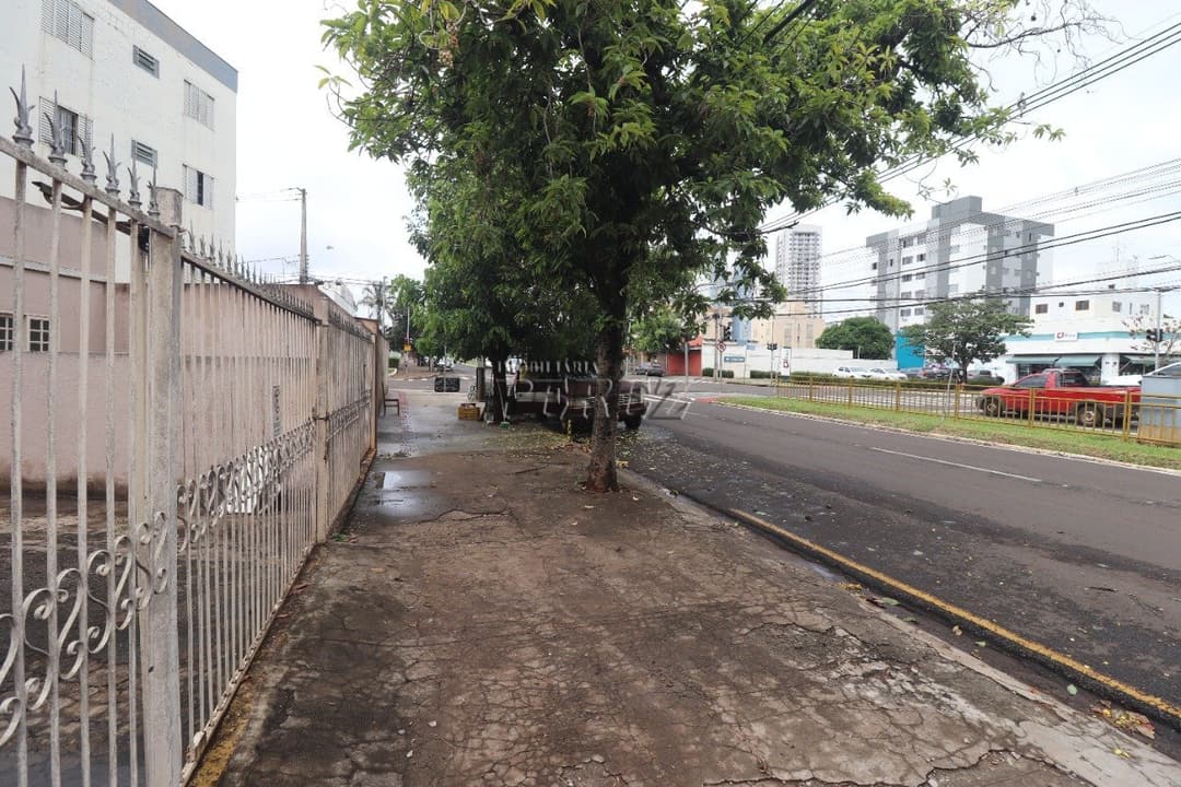 Terrenos à venda no Jd Igapó - Londrina/PR - Foto 0