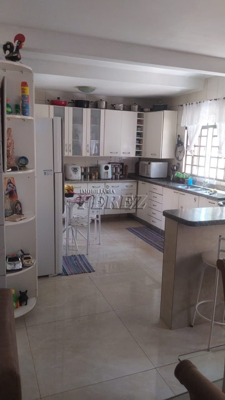 Sobrado, de 4 quartos, 365 m² à venda no Alpes - Londrina/PR - Foto 7