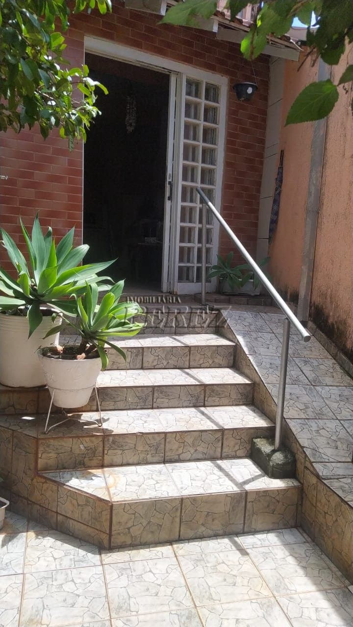 Sobrado, de 4 quartos, 365 m² à venda no Alpes - Londrina/PR - Foto 35