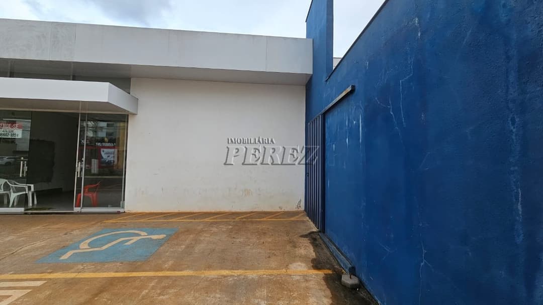 Imóvel comercial a venda na Avenida Madre Leônia Milito, Bela Suiça - Zona Sul de Londrina. - Foto 4