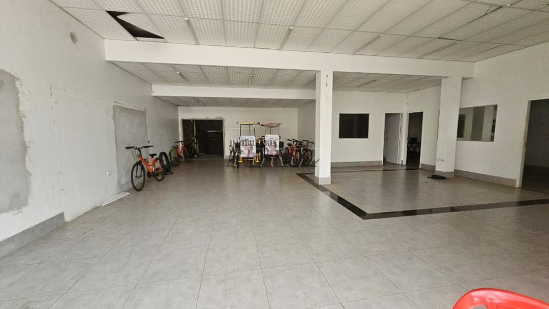 Imóvel comercial a venda na Avenida Madre Leônia Milito, Bela Suiça - Zona Sul de Londrina. - Foto 11