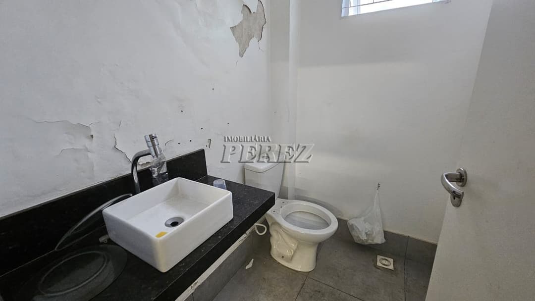 Imóvel comercial a venda na Avenida Madre Leônia Milito, Bela Suiça - Zona Sul de Londrina. - Foto 16