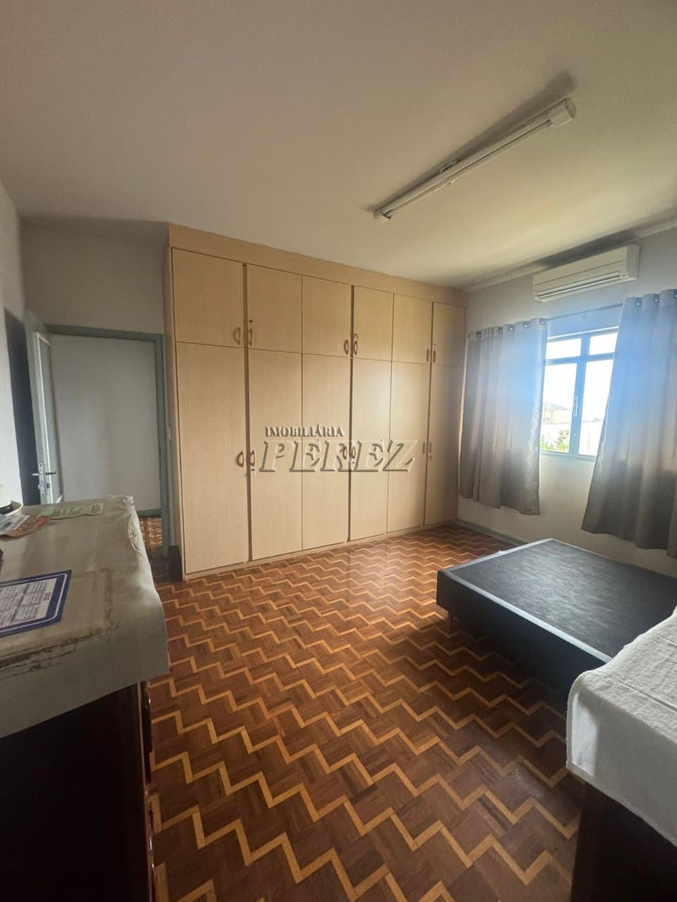 Casa, de 4 quartos, 323 m² à venda no Centro - Londrina/PR - Foto 6