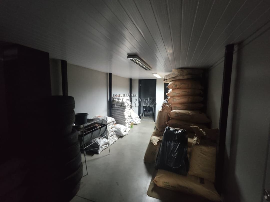 Galpão, 326.73 m² à venda no Vila Shimabokuro - Londrina/PR - Foto 6