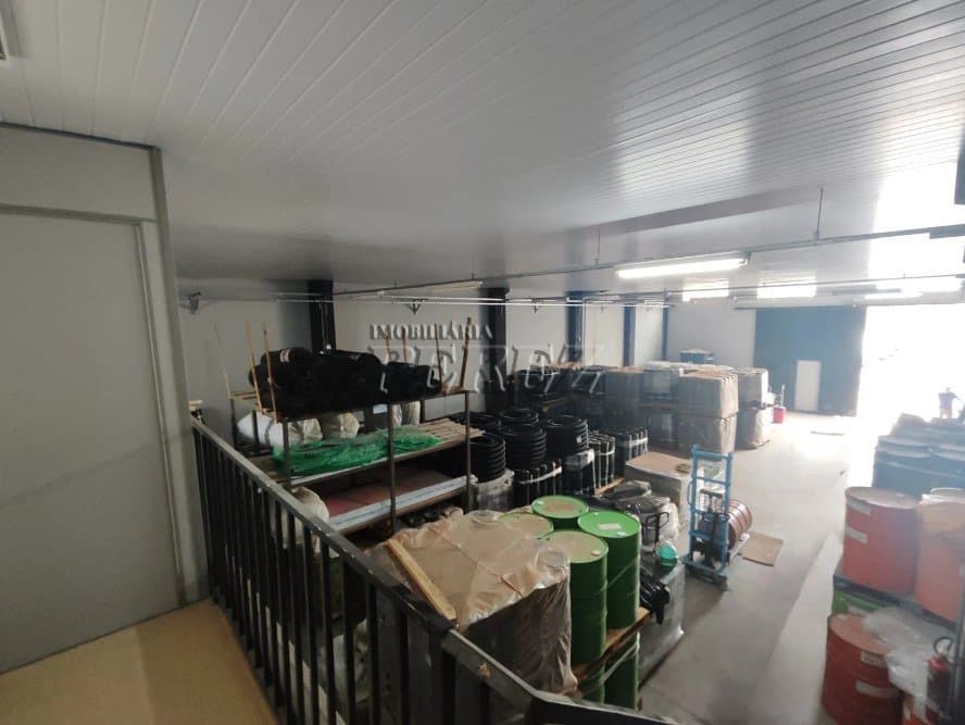 Galpão, 326.73 m² à venda no Vila Shimabokuro - Londrina/PR - Foto 3