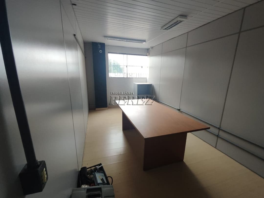 Galpão, 326.73 m² à venda no Vila Shimabokuro - Londrina/PR - Foto 5