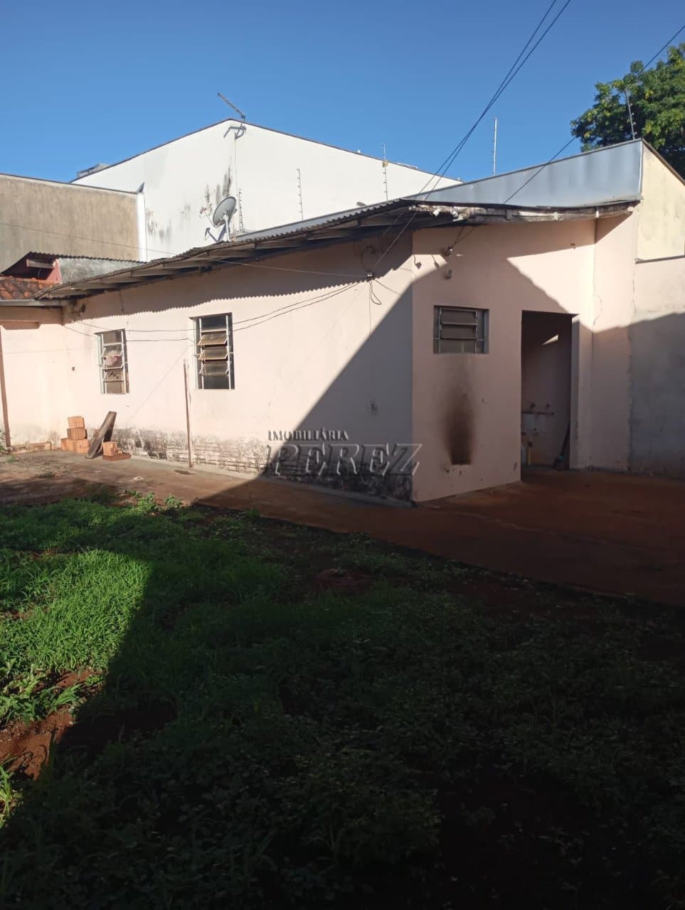 Casa, de 5 quartos, 200 m² para alugar no Aeroporto - Londrina/PR - Foto 14