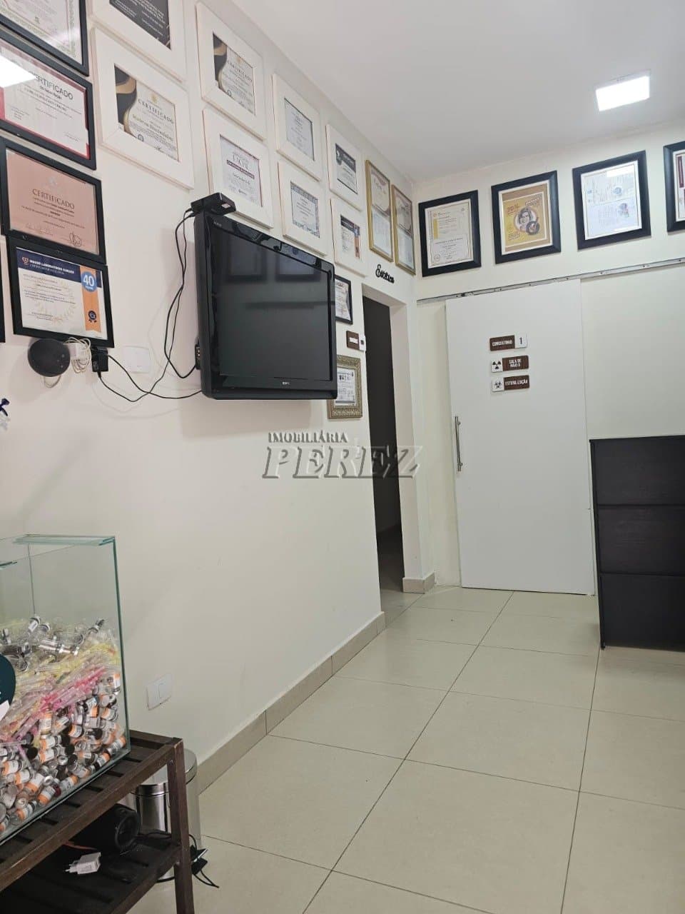 Casa, de 7 quartos, 198.45 m² para alugar no Champagnat - Londrina/PR - Foto 5