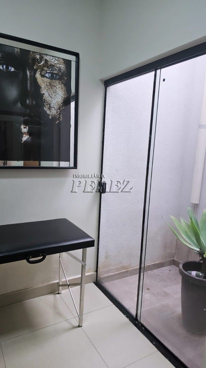 Casa, de 7 quartos, 198.45 m² para alugar no Champagnat - Londrina/PR - Foto 21