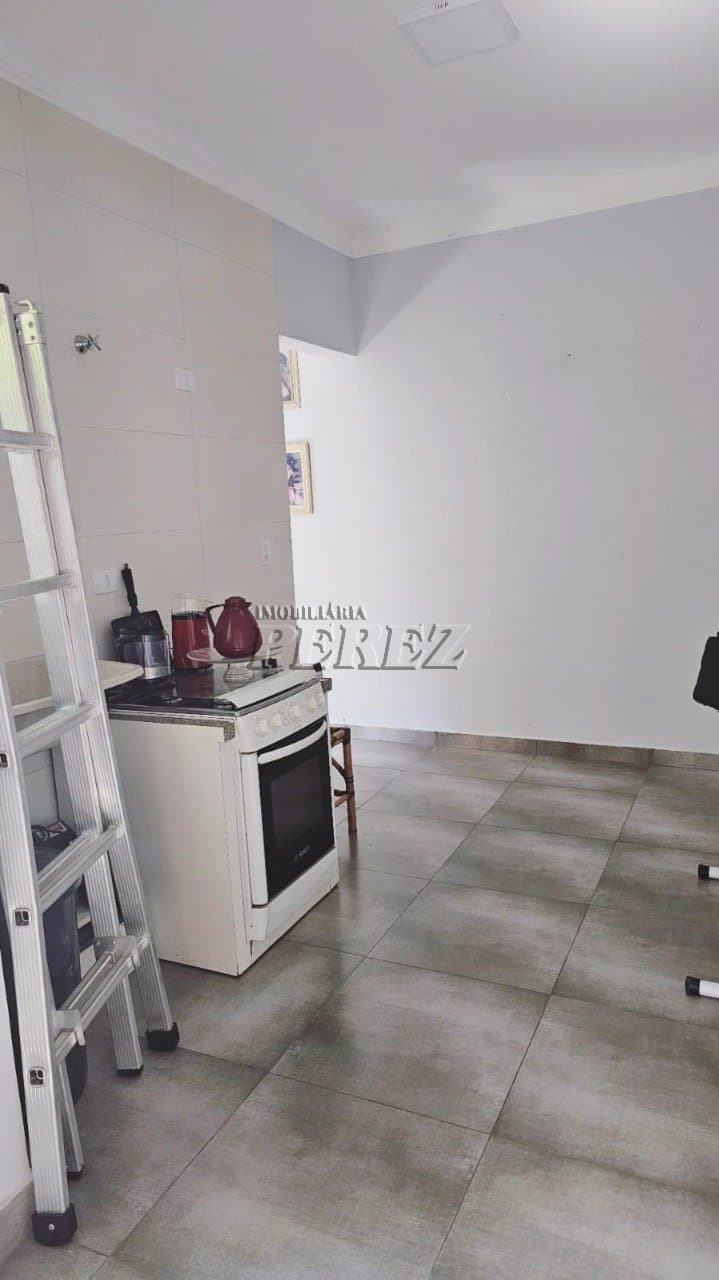 Casa, de 7 quartos, 198.45 m² para alugar no Champagnat - Londrina/PR - Foto 26