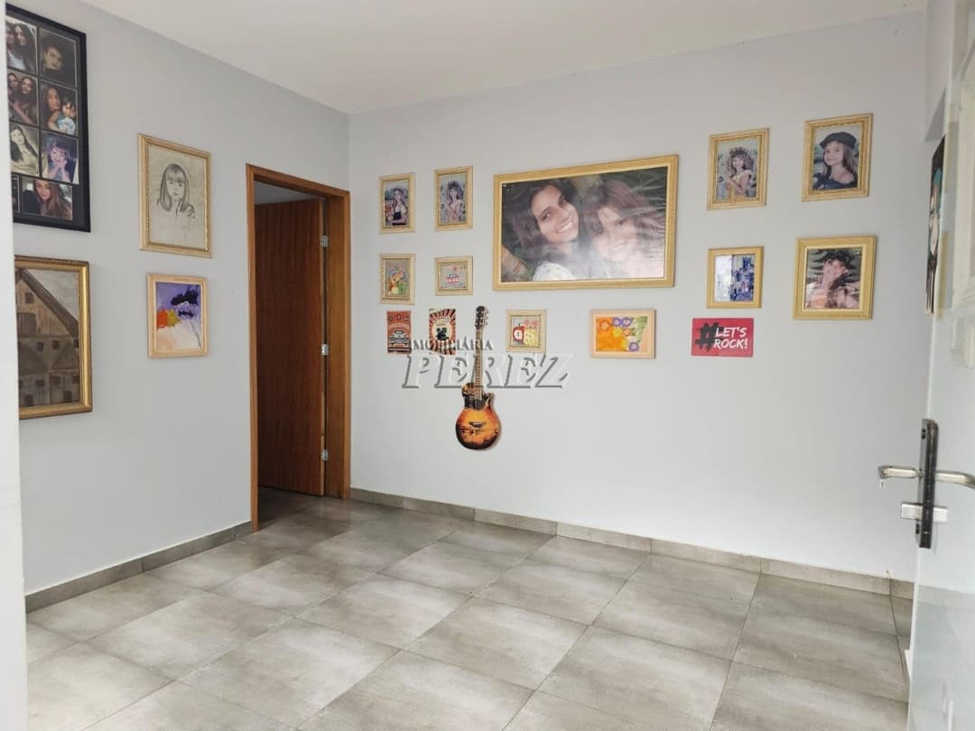 Casa, de 7 quartos, 198.45 m² para alugar no Champagnat - Londrina/PR - Foto 31
