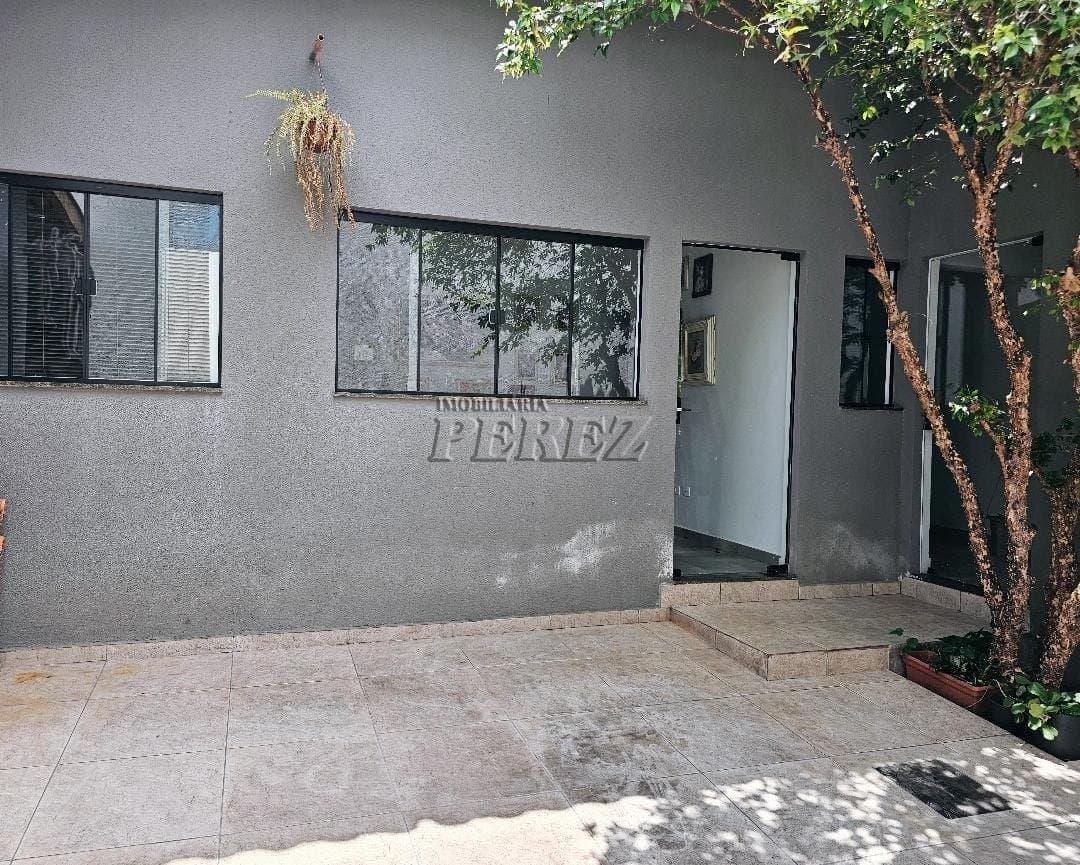 Casa, de 7 quartos, 198.45 m² para alugar no Champagnat - Londrina/PR - Foto 35