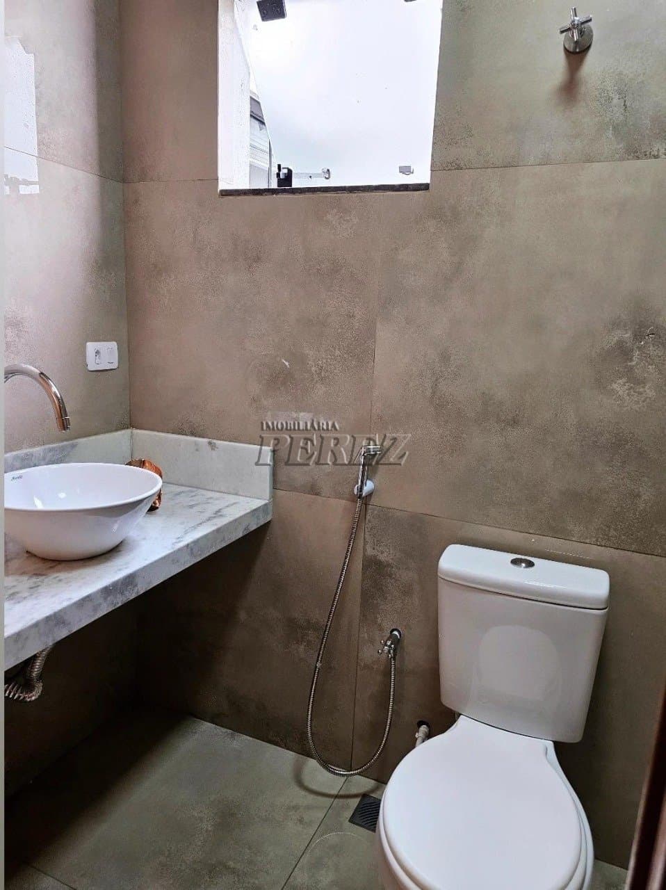 Casa, de 7 quartos, 198.45 m² para alugar no Champagnat - Londrina/PR - Foto 41