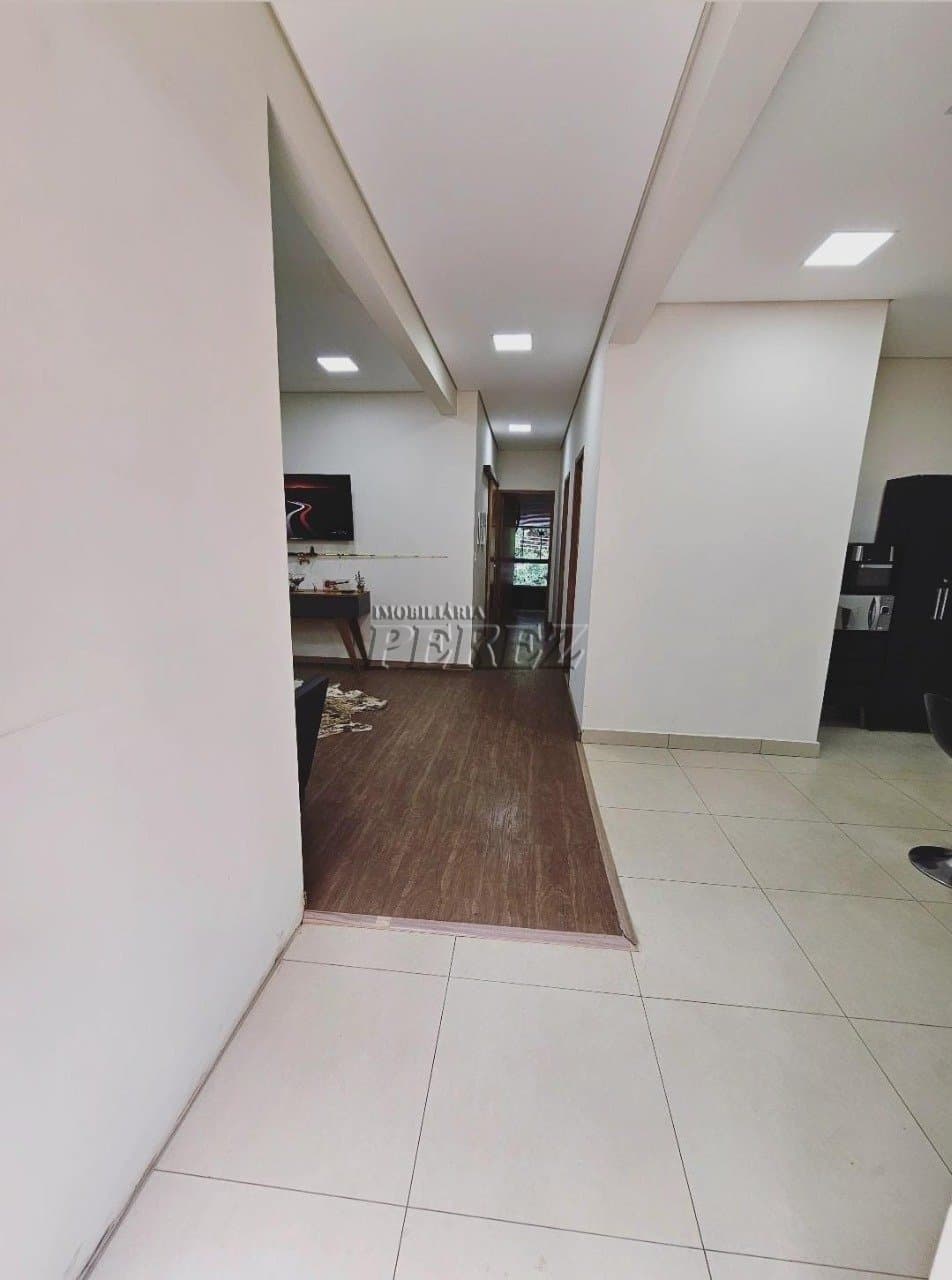 Casa, de 7 quartos, 198.45 m² para alugar no Champagnat - Londrina/PR - Foto 43