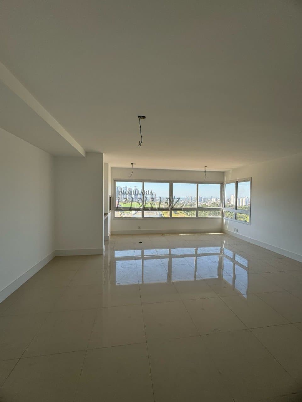 Apartamento no Greenwich Park, de 3 quartos, 124 m² à venda no Gleba Fazenda Palhano - Londrina/PR - Foto 3