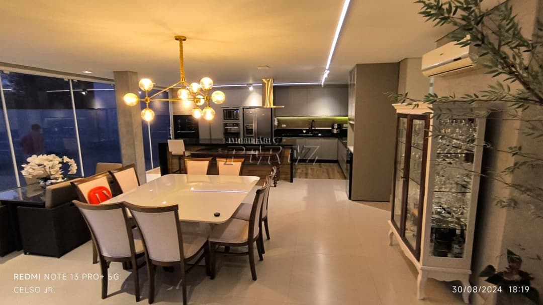 Casa, de 4 quartos, 283.96 m² à venda no Quebec - Londrina/PR - Foto 12
