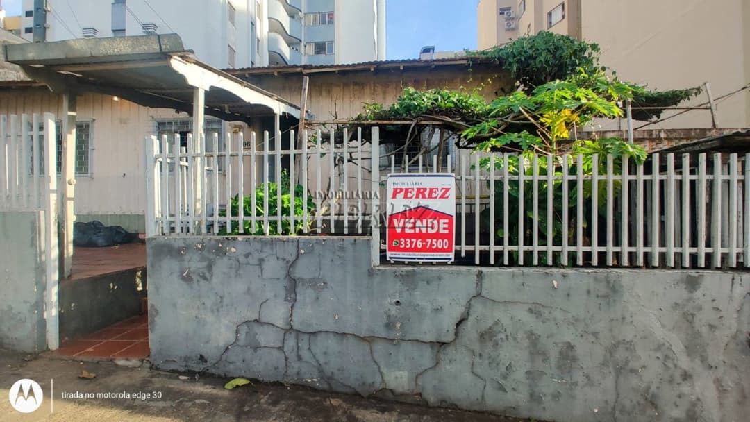 Casa de Madeira à Venda - Rua Paes Leme, Vila Ipiranga - Região Central de Londrina - Foto 1