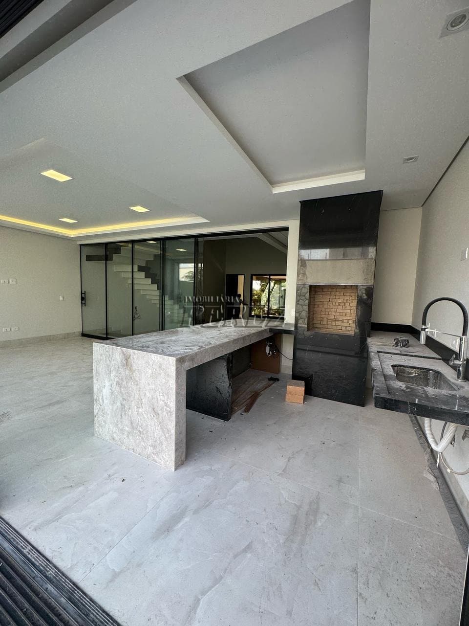 Casa  no Royal Forest, de 4 quartos, 332 m² à venda no Esperança - Londrina/PR - Foto 3
