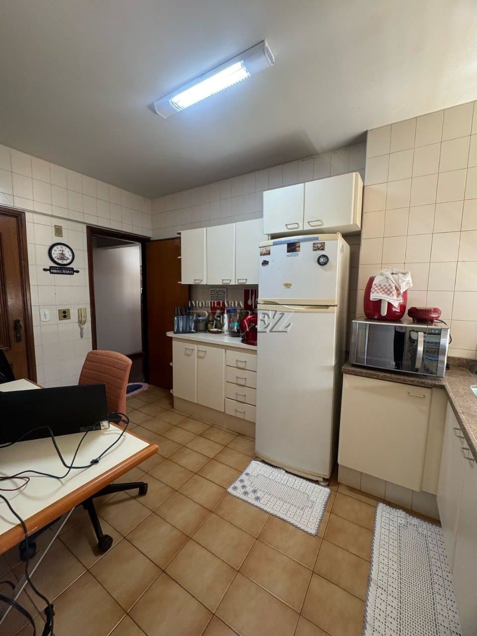 Apartamento no Edifício Residencial Rio De Janeiro, de 3 quartos, 183 m² à venda no Centro - Londrina/PR - Foto 14