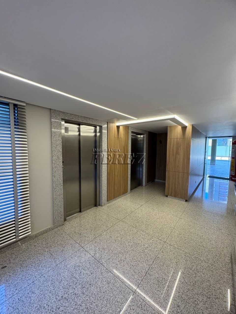 Apartamento no Edifício Residencial Rio De Janeiro, de 3 quartos, 183 m² à venda no Centro - Londrina/PR - Foto 6