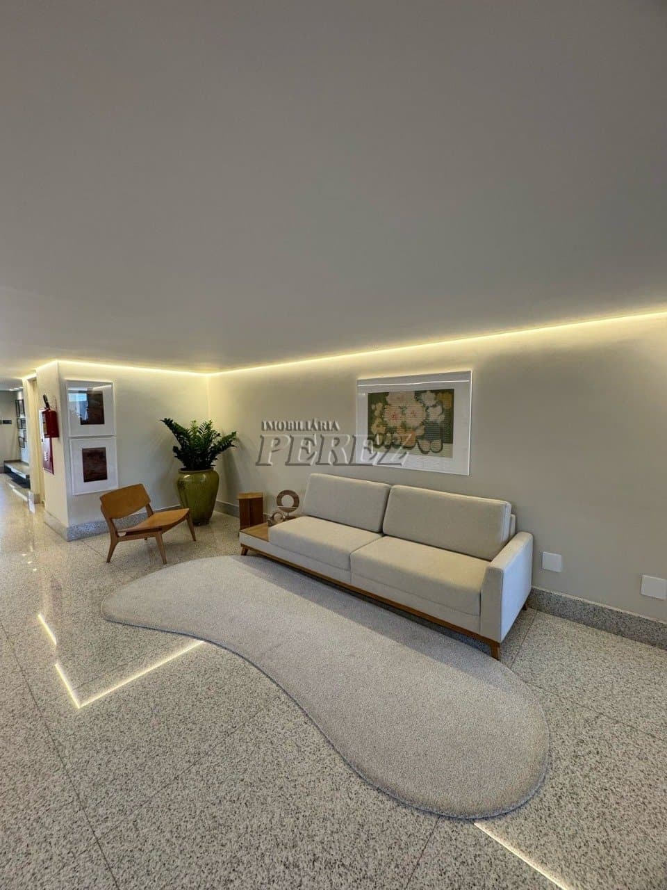 Apartamento no Edifício Residencial Rio De Janeiro, de 3 quartos, 183 m² à venda no Centro - Londrina/PR - Foto 3