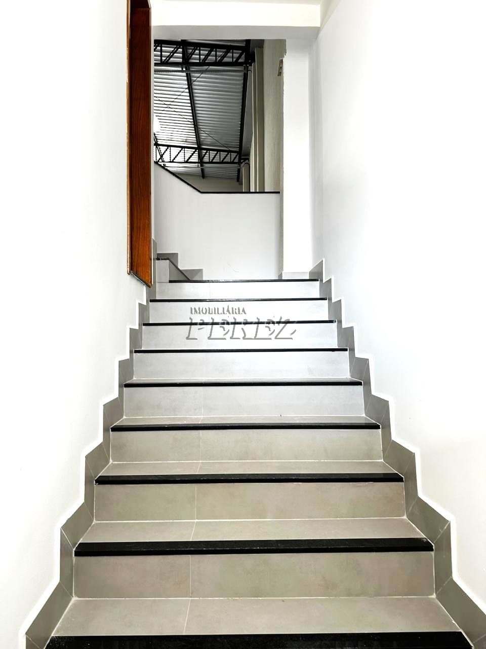 Galpão, 420 m² para alugar no Portal De Versalhes 1 - Londrina/PR - Foto 6