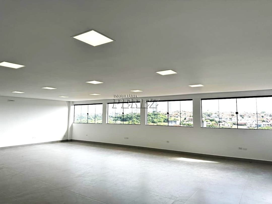Galpão, 420 m² para alugar no Portal De Versalhes 1 - Londrina/PR - Foto 13