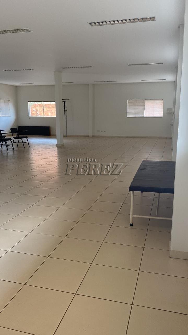 Imóveis Comerciais, 220 m² para alugar no Caravelle - Londrina/PR - Foto 13