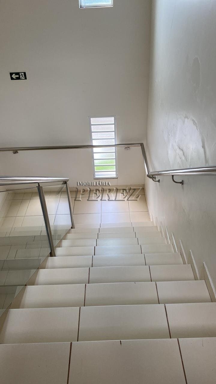Imóveis Comerciais, 220 m² para alugar no Caravelle - Londrina/PR - Foto 2