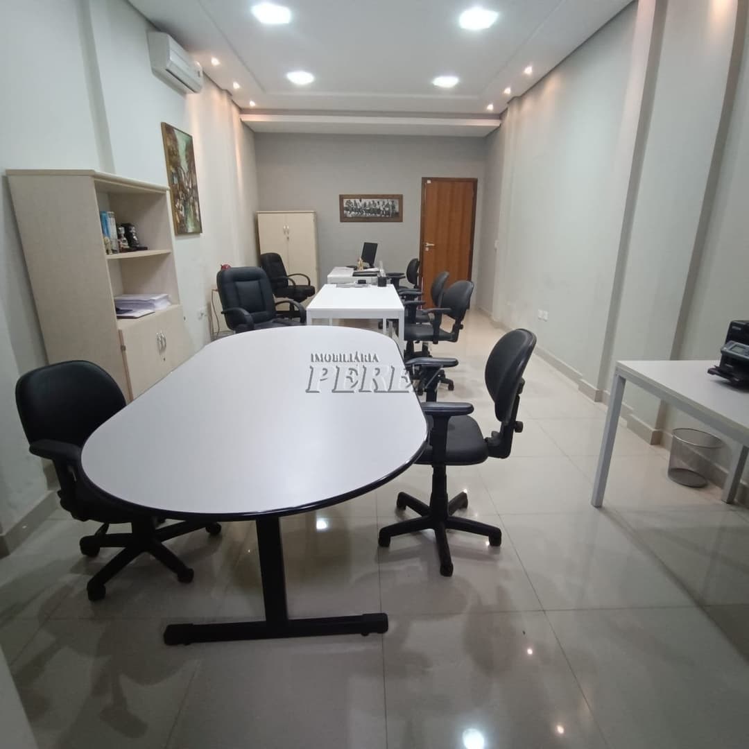 Casa, de 3 quartos, 370 m² à venda no Vila Brasil - Londrina/PR - Foto 13