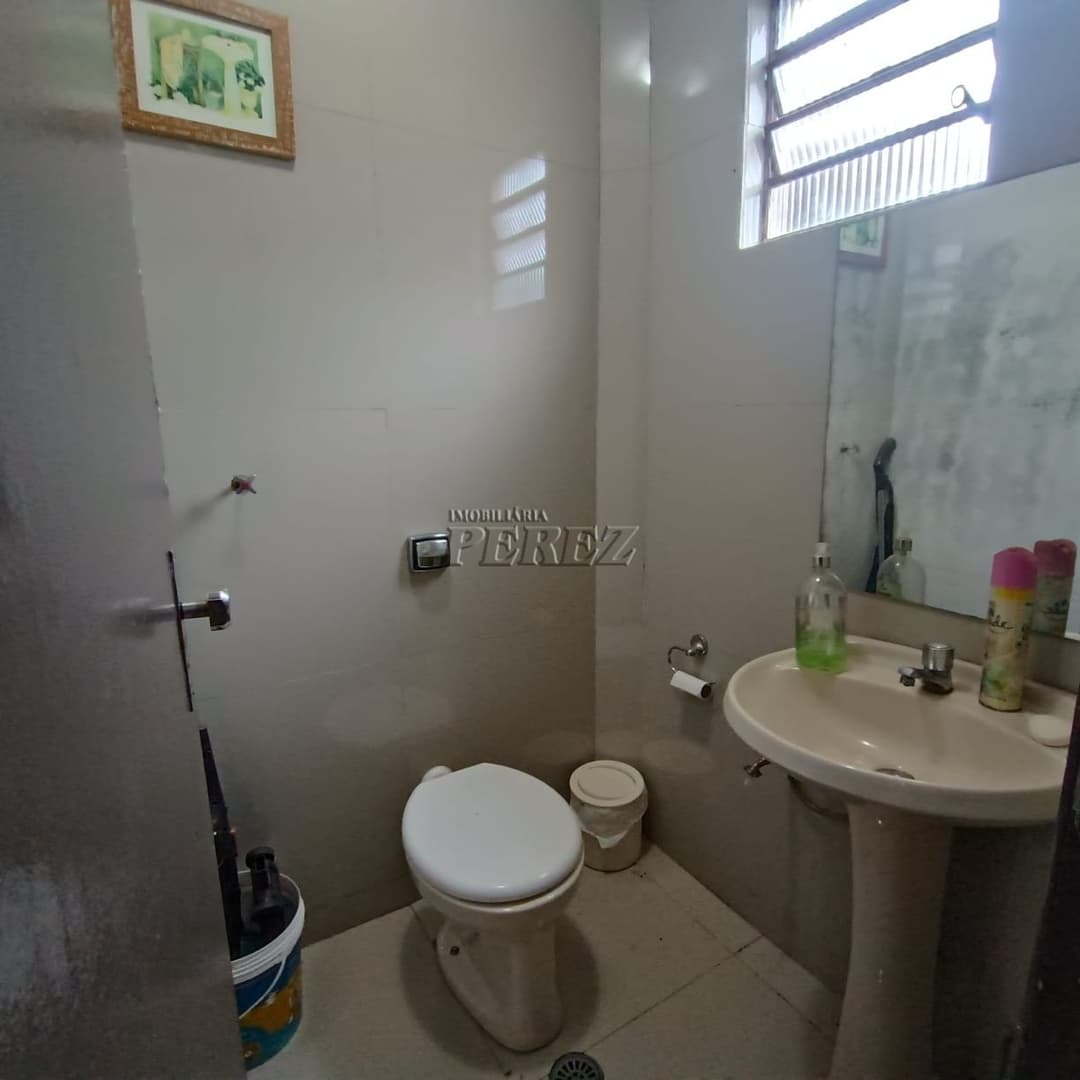 Casa, de 3 quartos, 370 m² à venda no Vila Brasil - Londrina/PR - Foto 17