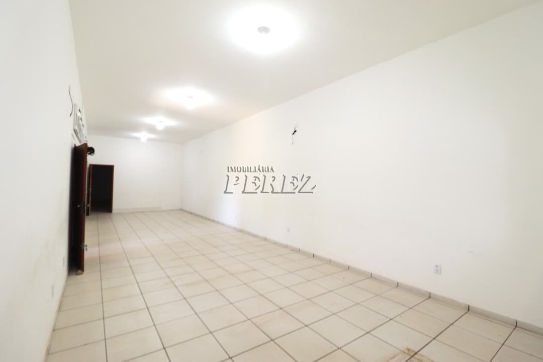Casa comercial, 145 m² à venda no Parque Residencial Joaquim Toledo Piza - Londrina/PR - Foto 3