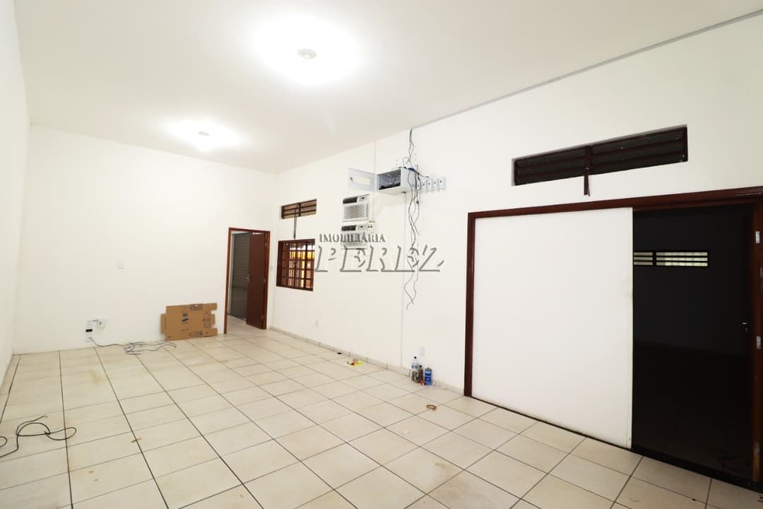 Casa comercial, 145 m² à venda no Parque Residencial Joaquim Toledo Piza - Londrina/PR - Foto 9