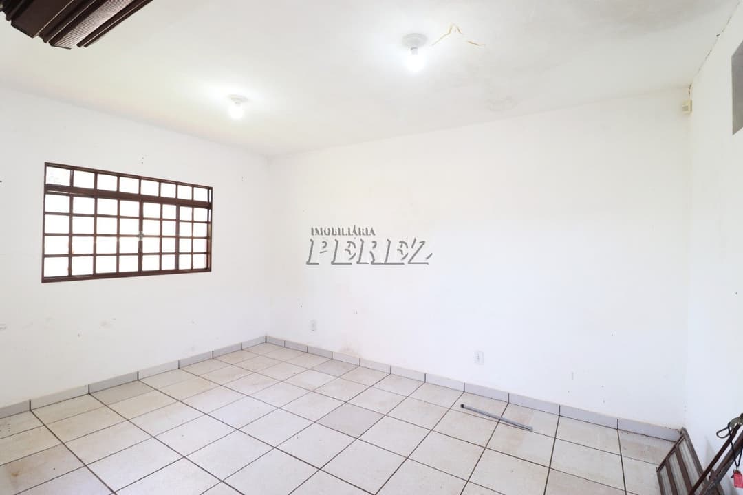 Casa comercial, 145 m² à venda no Parque Residencial Joaquim Toledo Piza - Londrina/PR - Foto 12